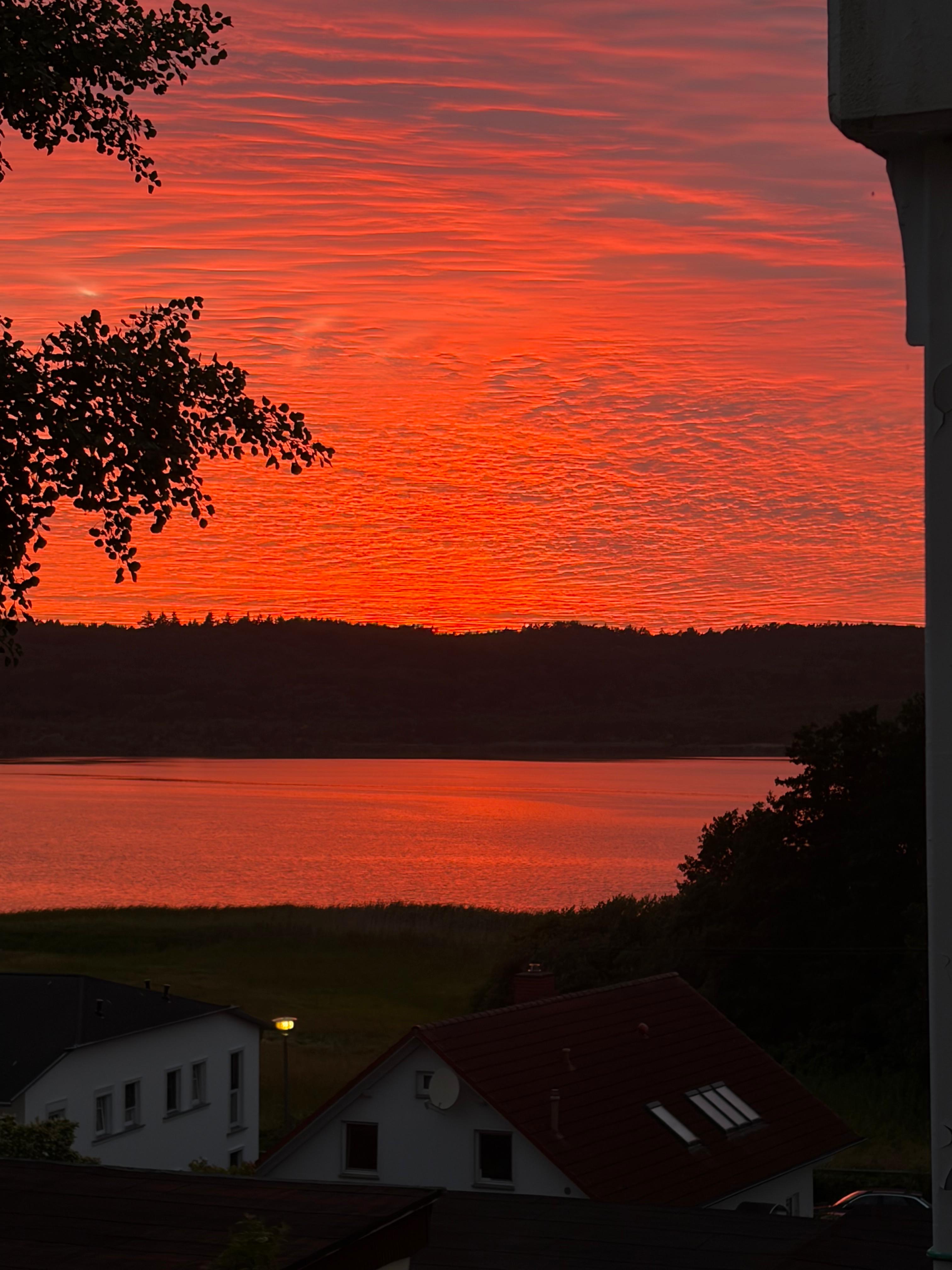 Abendrot über dem Schmachter See, vom Balkon aus gesehen